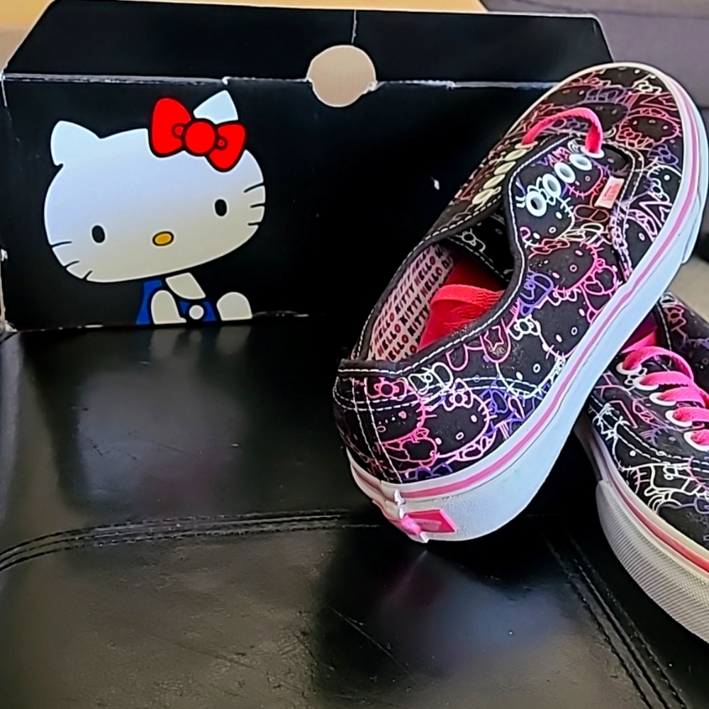 Van hello kitty shoes